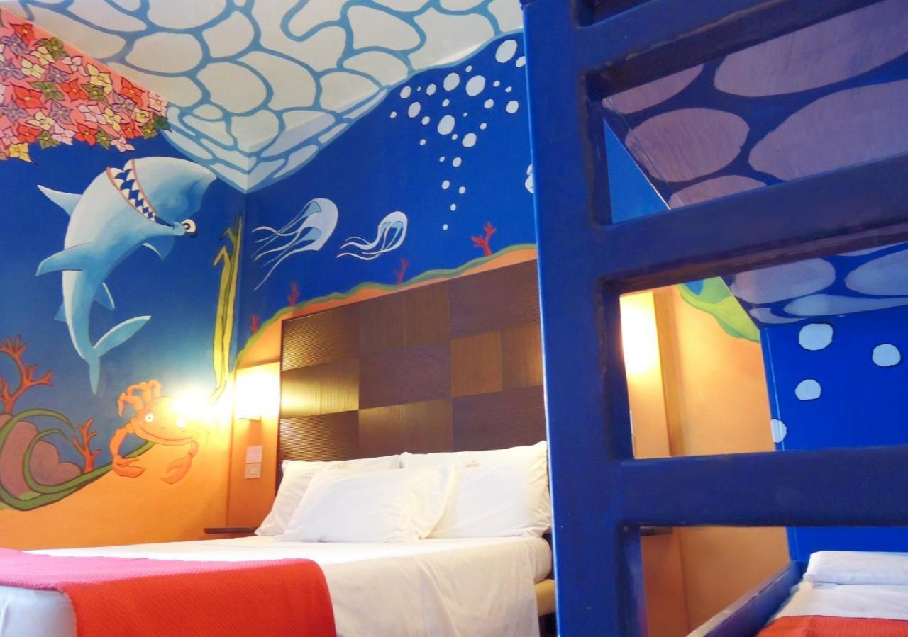 Hotel Hamiltown Cattolica Eksteriør billede