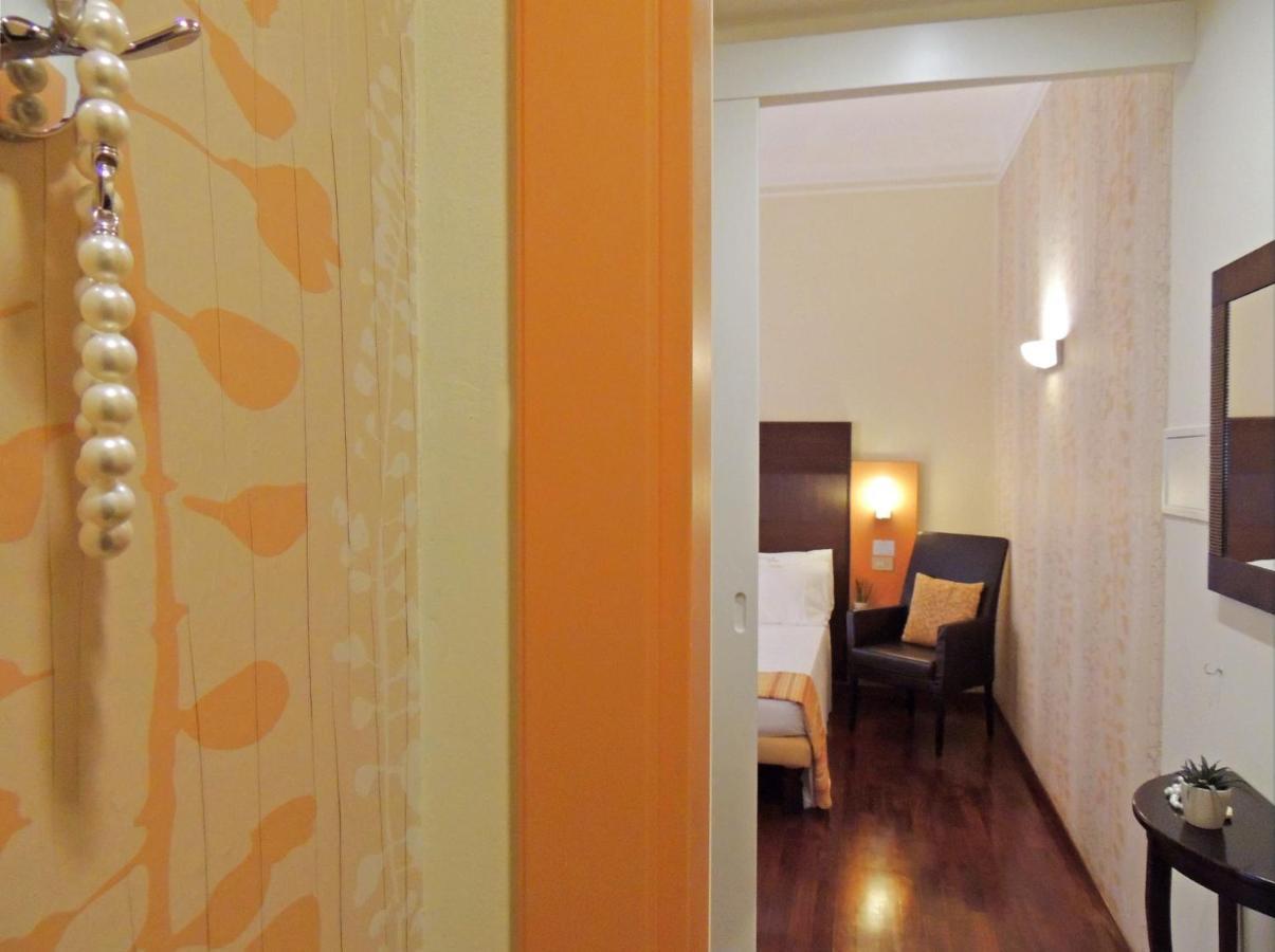 Hotel Hamiltown Cattolica Eksteriør billede