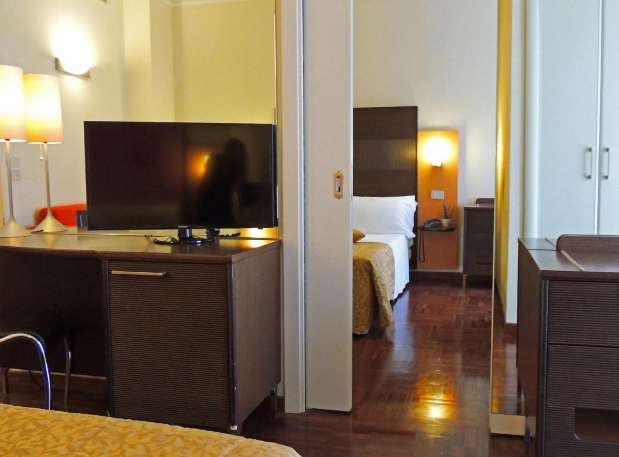 Hotel Hamiltown Cattolica Eksteriør billede