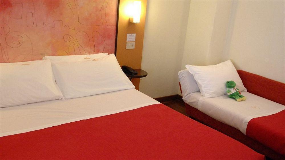 Hotel Hamiltown Cattolica Eksteriør billede