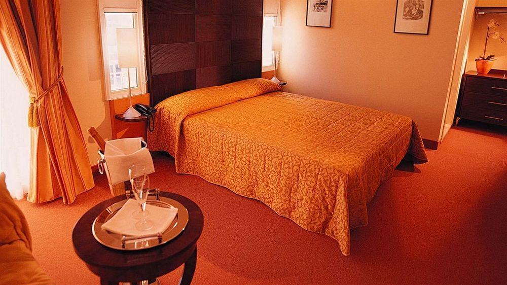 Hotel Hamiltown Cattolica Eksteriør billede